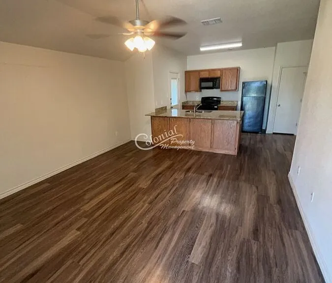 803 Eastland Dr #A — Photo 3