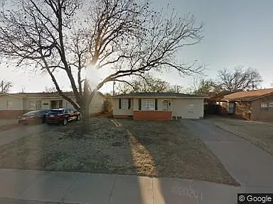 1282 S Pioneer Dr — Photo 1