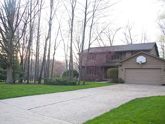 2nd image of 4008 W Meadow Ln
