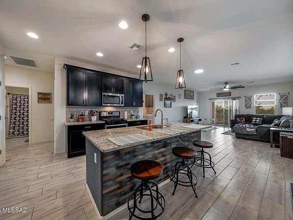2nd image of 14734 S Avenida Lago De Plata