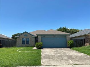 1016 Sacramento Dr, Portland, TX 78374