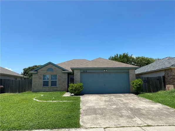 1016 Sacramento Dr, Portland, TX 78374