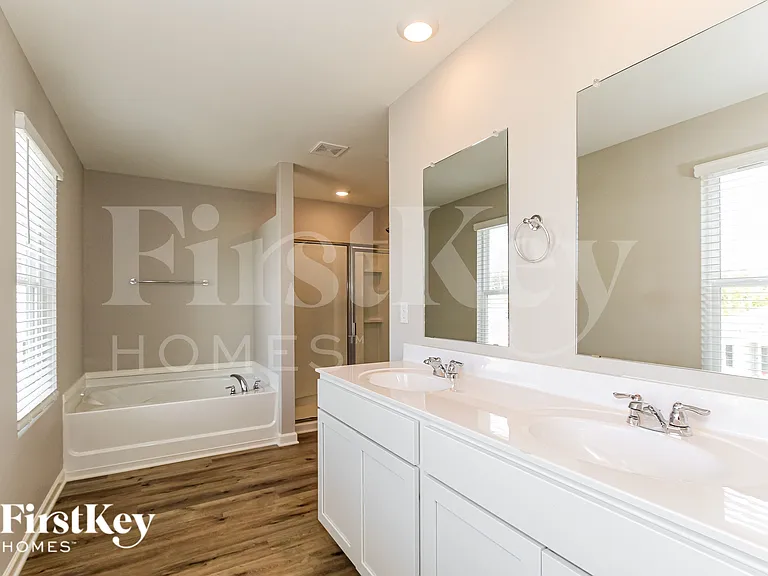 1313 Chelsea Park Trl — Photo 14