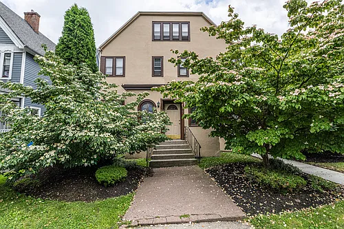 43 Vick Park #8 Photo 1