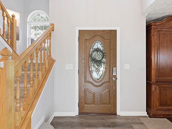 5th image of 6702 Merino Ct