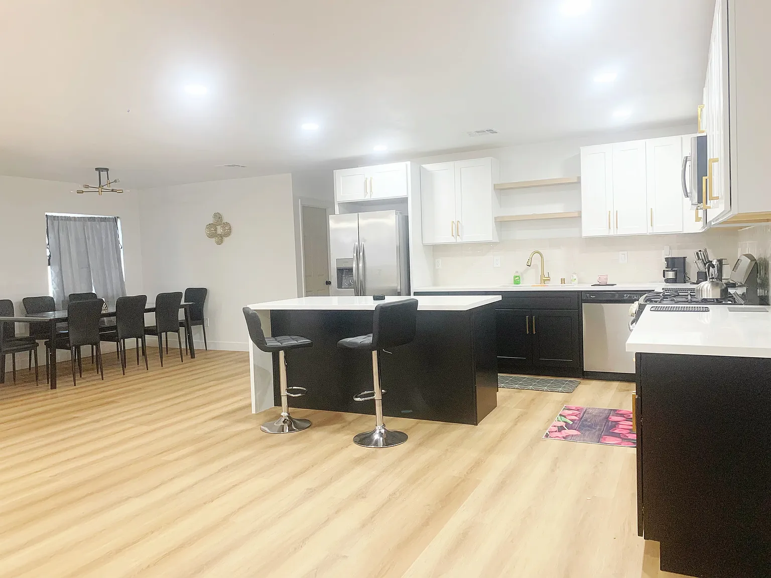 3 bed, 1680 sqft, $2,599 — Photo 2
