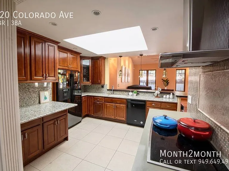 820 Colorado Ave — Photo 4