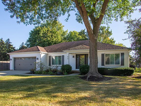 3rd image of 619 W End Rd