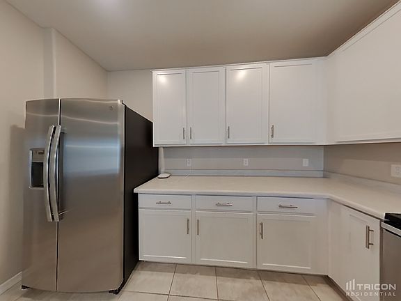 5th image of 18242 N Clarence Ln