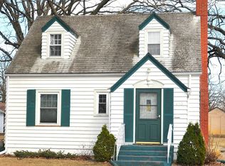 410 Riverside Dr NE, Saint Cloud, MN 56304