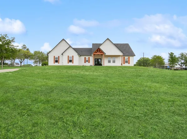 7332 Kurt Dr, Brenham, TX 77833