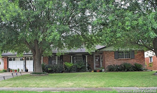 1st image of 422 Balboa Dr