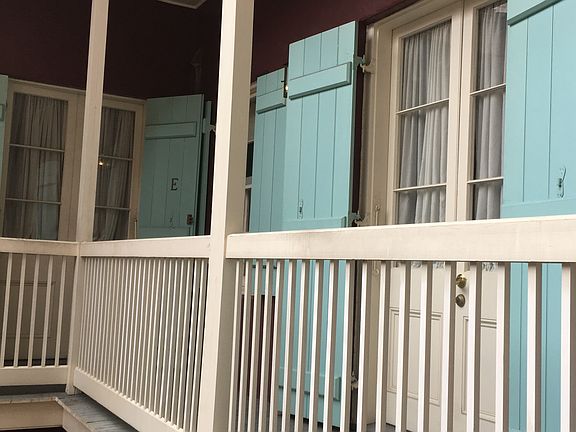 2nd image of 229 Dauphine St APT E