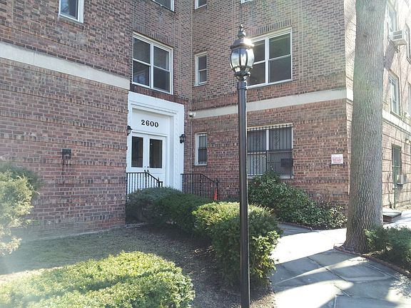 3rd image of 2600 Henry Hudson Pkwy APT 2B