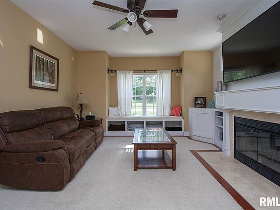 4th image of 6411 W Croyden Ave