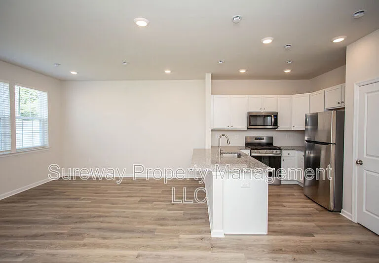 55 Elliot Ln — Photo 12