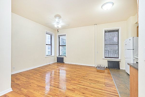 1st image of 300 E 69th St APT 3e