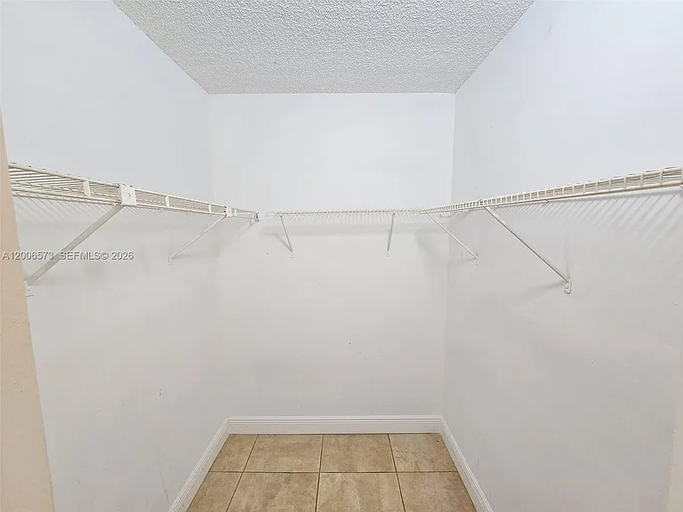 3690 N 56th Ave #912 — Photo 11
