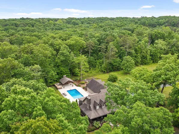 8316 Hixson Springs Rd, Signal Mountain, TN 37377