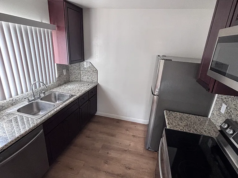 8564 Winter Gardens Blvd — Photo 28