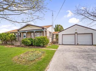 2343 Sth 42, Manitowoc, WI 54220