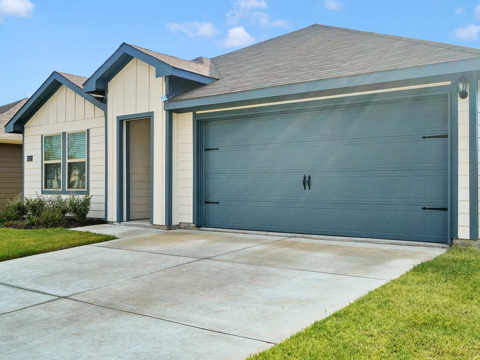 4 bed, 1801 sqft, $2,225 — Photo 3