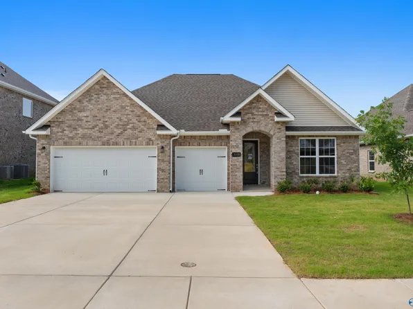 3105 Lisa Ln SE, Decatur, AL 35603