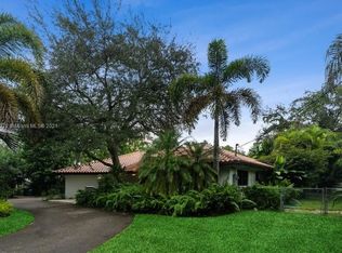 5801 SW 69th Ave, Miami, FL 33143