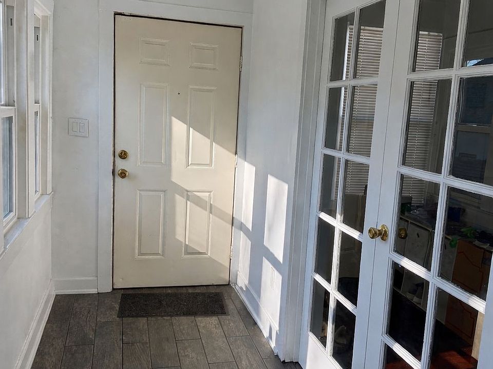 1st image of 3314 6th Ave #3314