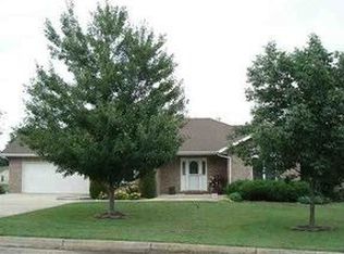 1112 Carpentry Cir, Lebanon, MO 65536