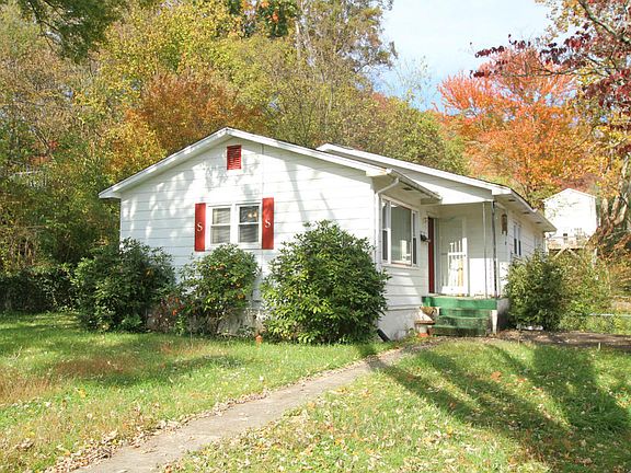 2nd image of 485 Hiawassee Ave