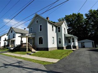 10 Rawson Ave, Granville, NY 12832