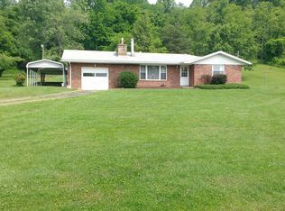 107 Blair Ave, Mineral Wells, WV 26150