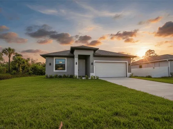 9006 S Castle Circle, Labelle, FL 33935