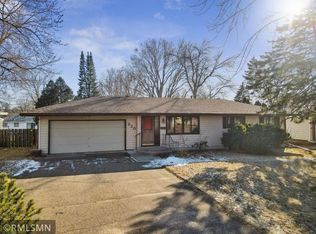 820 Rice Creek Ter NE, Fridley, MN 55432