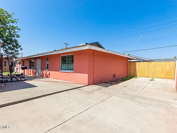 5th image of 3618 W Morten Ave