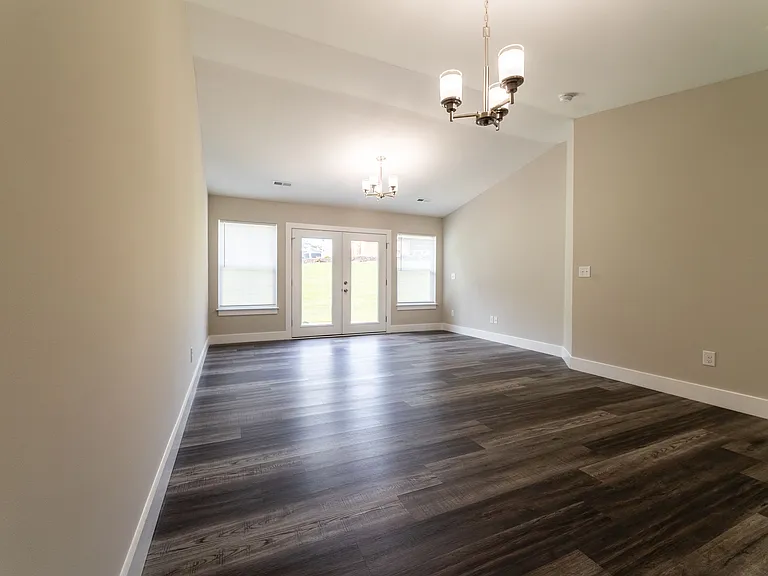 930 Sparrow Ln — Photo 11