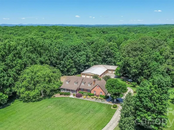 229 Dunlap Gate Rd, Statesville, NC 28625