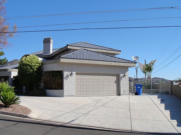 2 Car Garage