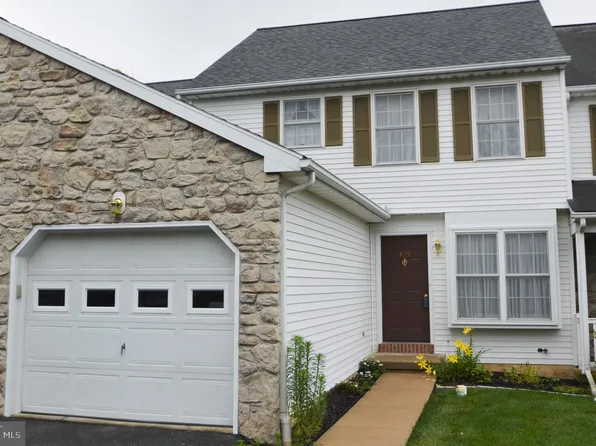 479 Meadowlark Ln, Manheim, PA 17545