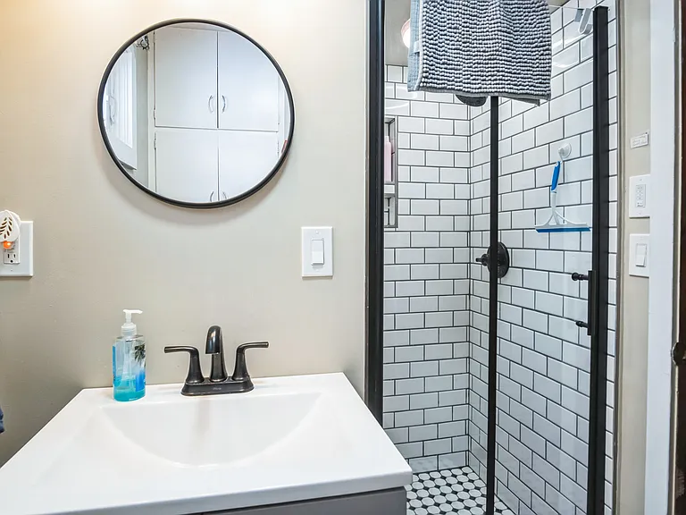 143 Sunset Ave — Photo 16
