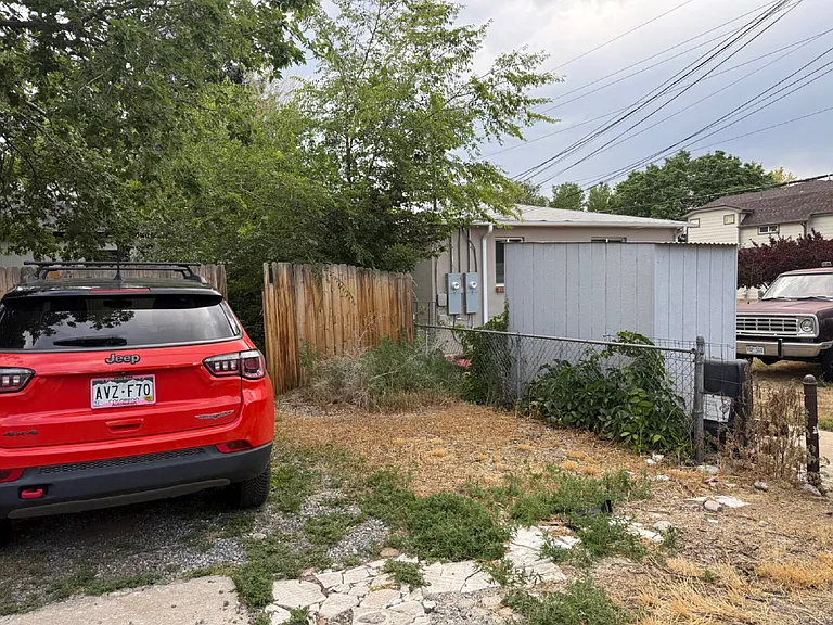 2910 S Delaware St — Photo 24