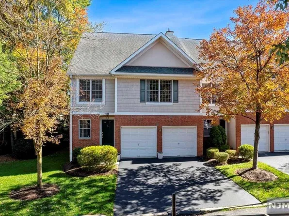 721 Campbell Pl, Westwood, NJ 07675