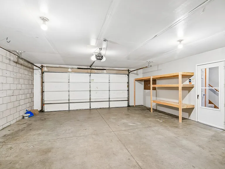 3525 Cory Ln — Photo 35