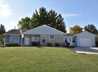 6815 W Bottsford Ave, Greenfield, WI 53220