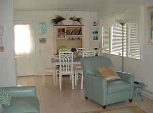 15 Bay Rd, Quogue, NY 11959