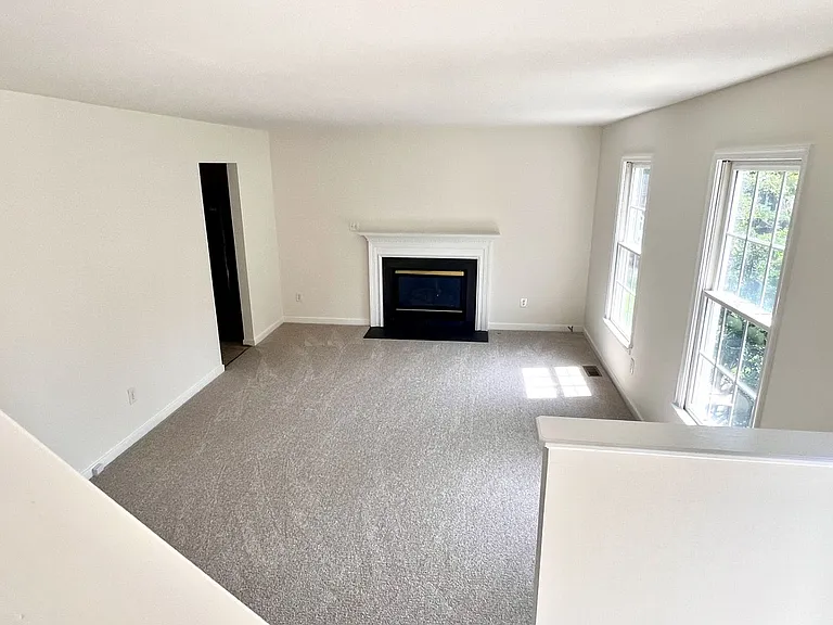5633 Lake Sharon Dr — Photo 2