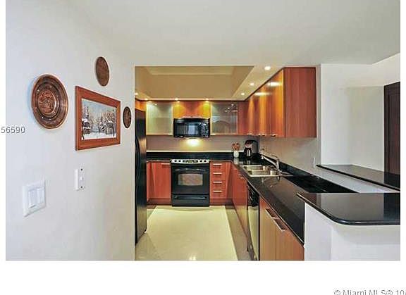 5th image of 16699 Collins Ave APT 2106