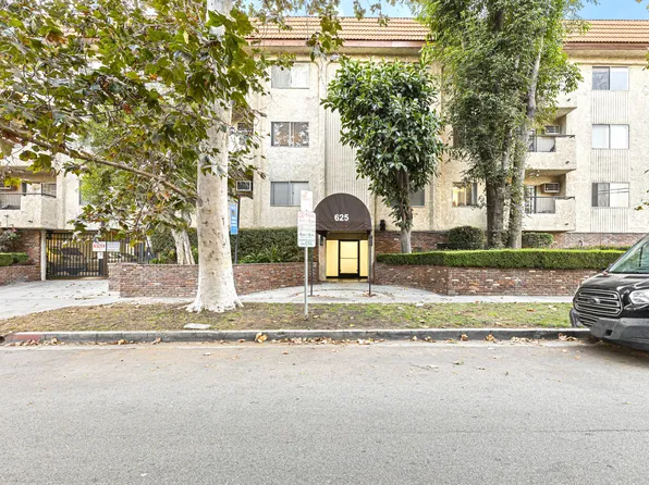 Royal Terrace Apartments