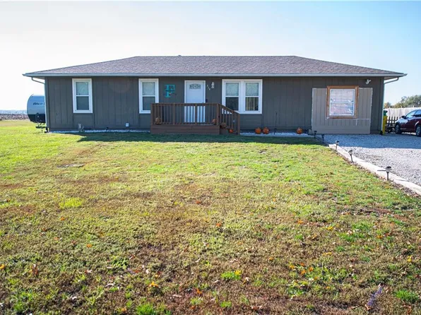 314 Taylor St, Orrick, MO 64077